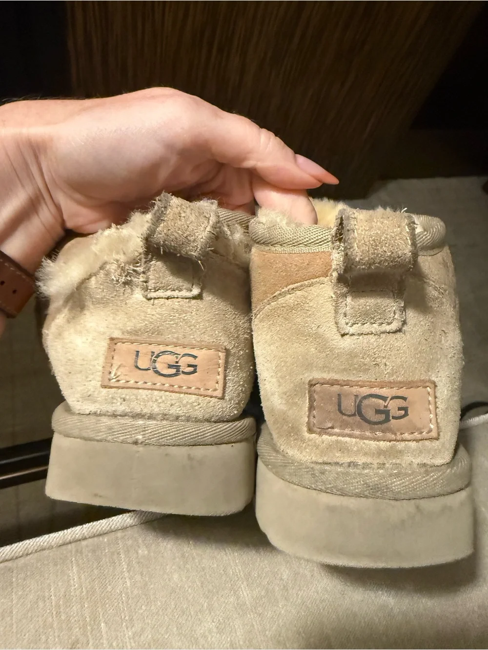 UGG Tan Suede Shearling-Lined Ankle Boots Women’s Size 8 Damaged